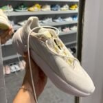 Adidas Ozelia