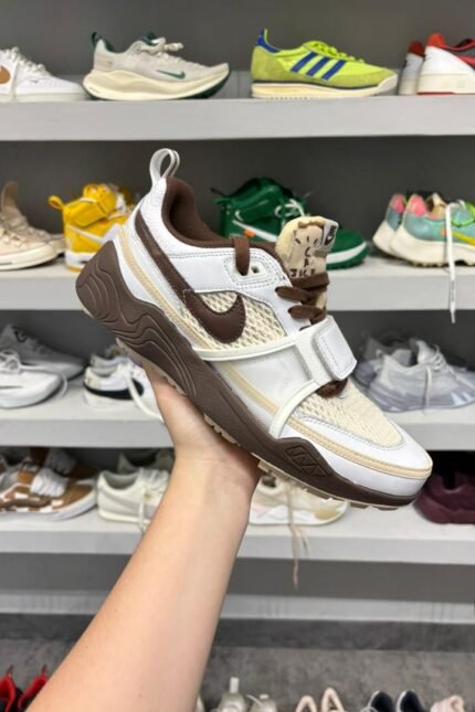 Nike Zoom Field Jaxx Travis Scott