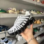 Nike Air Max Shox